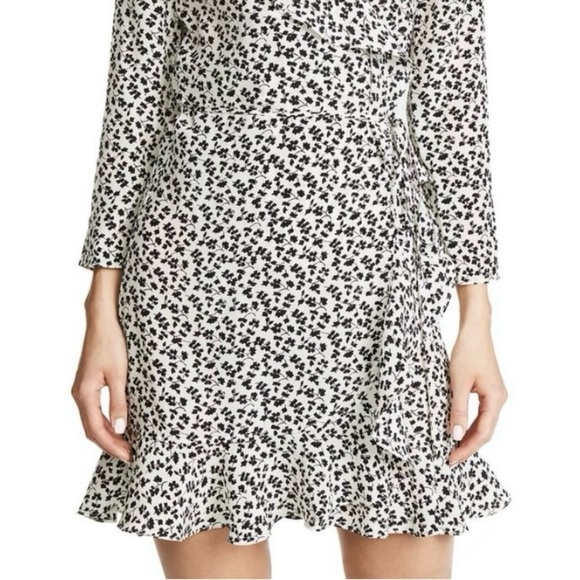 $495 NWOT Veronica Beard Brisas Black/Off-white Silk Floral Print Wrap Dress 2 - Picture 3 of 15